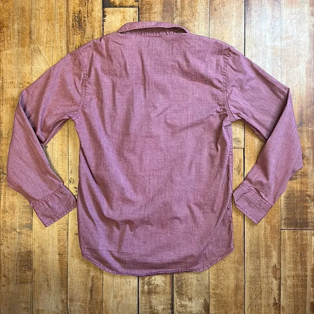Boys size 8 Medium Old Navy Button down long sleeve Shirt red festive Christmas